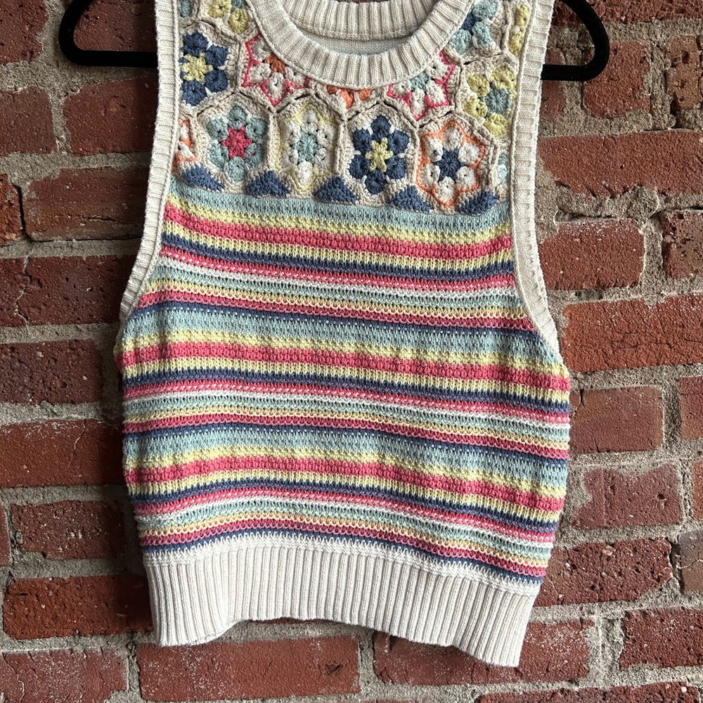 Colorful Knit Sleeveless Top